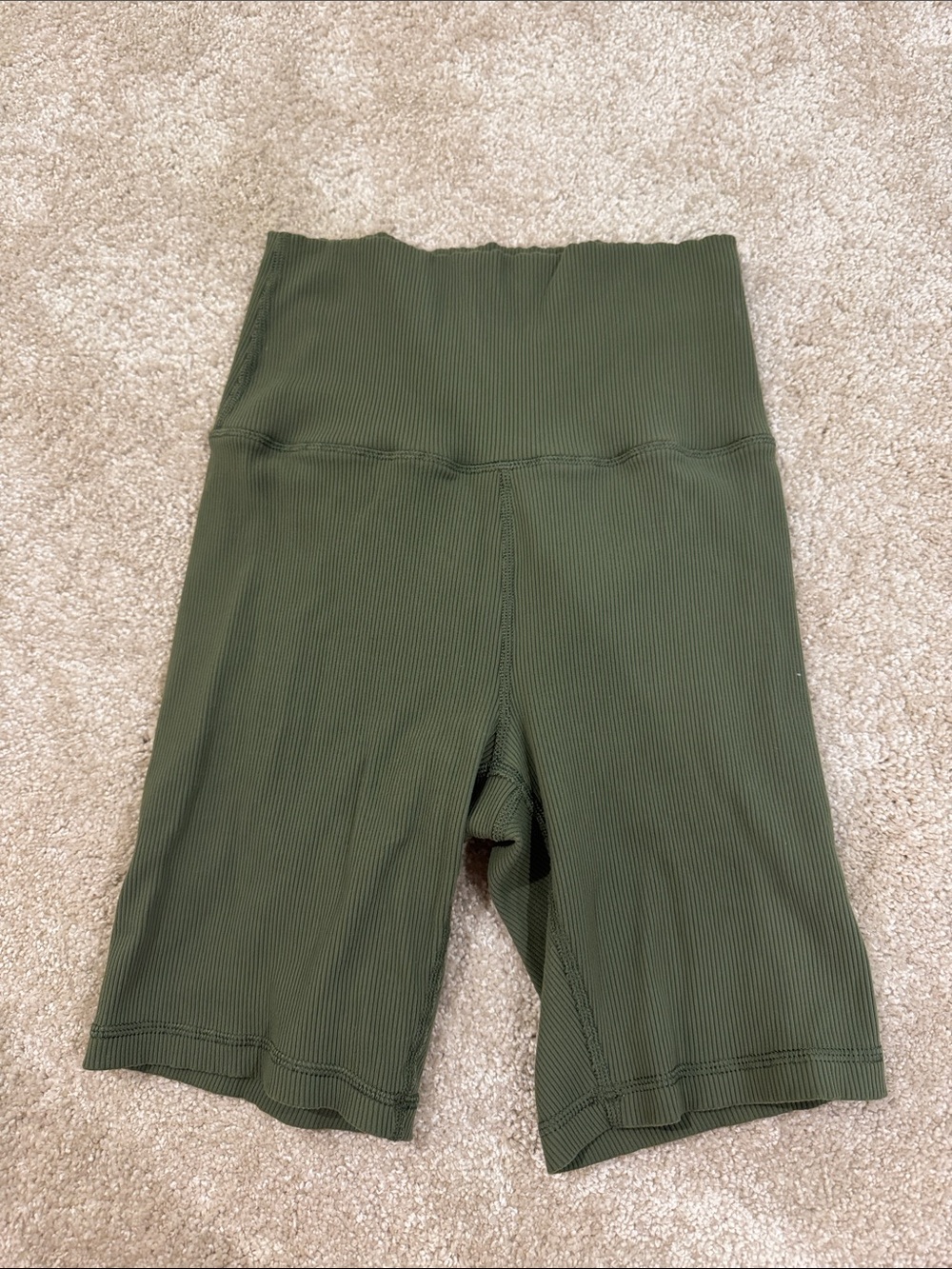 OFFLINE - High-Waist Ribbed Bike Shorts - Olive Green